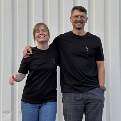 T-Shirt "Adopt don't shop"